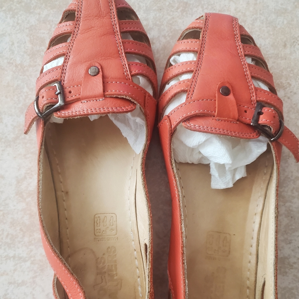 Very cute slip on shoes